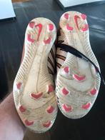 Chaussures de football Nike pour enfants, Sports & Fitness, Enlèvement, Utilisé, Chaussures, Taille S