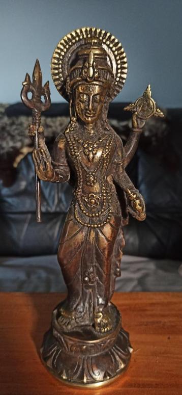 parvati en bronze  disponible aux enchères