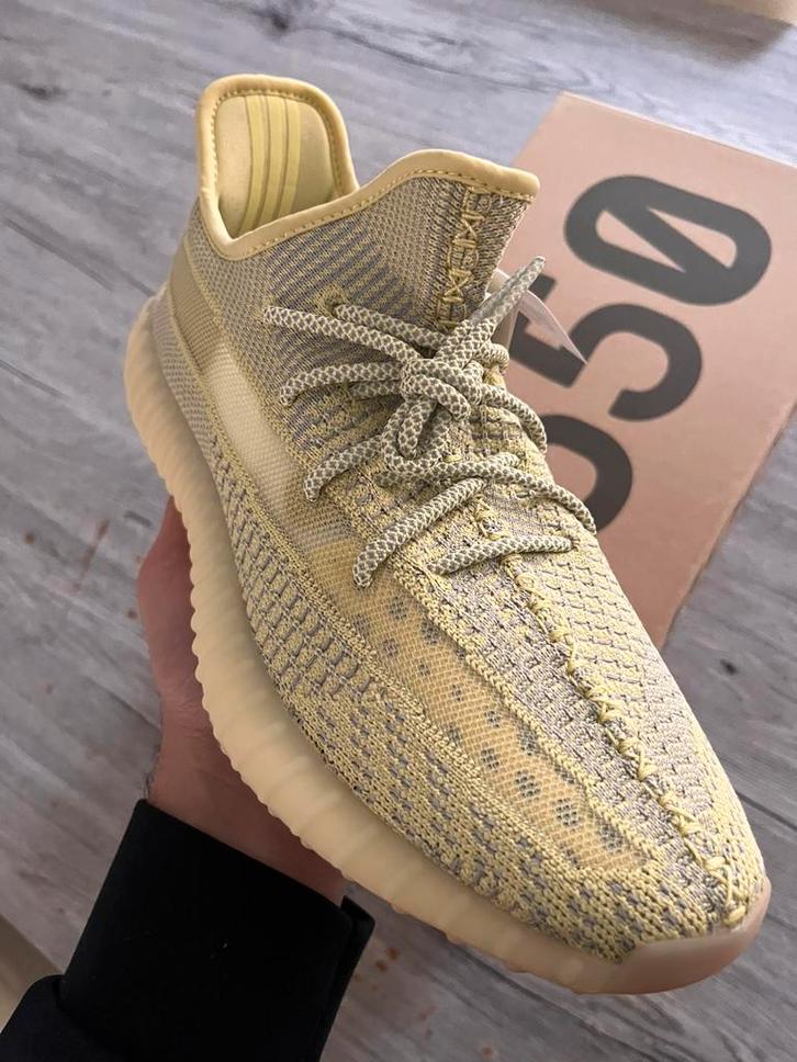 Yeezy 350 V2 Antlia REFLECTIVE DSWT (new) (2019), Vêtements | Hommes, Chaussures, Neuf, Baskets, Autres couleurs, Enlèvement ou Envoi