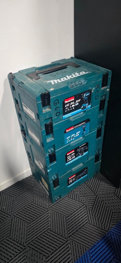 4 coffres à Outils Makita, Bricolage & Construction, Outillage | Pièces de machine & Accessoires, Utilisé, Enlèvement ou Envoi