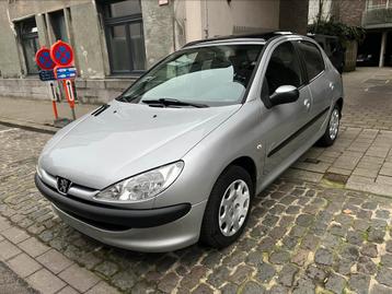 Peugeot 206/1.4Benzine/Airco/Pano/110000Km beschikbaar voor biedingen