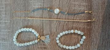 Bracelets fantaisie beschikbaar voor biedingen