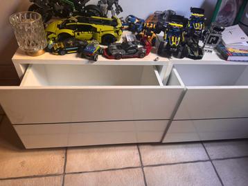 2 nacht kast beschikbaar voor biedingen