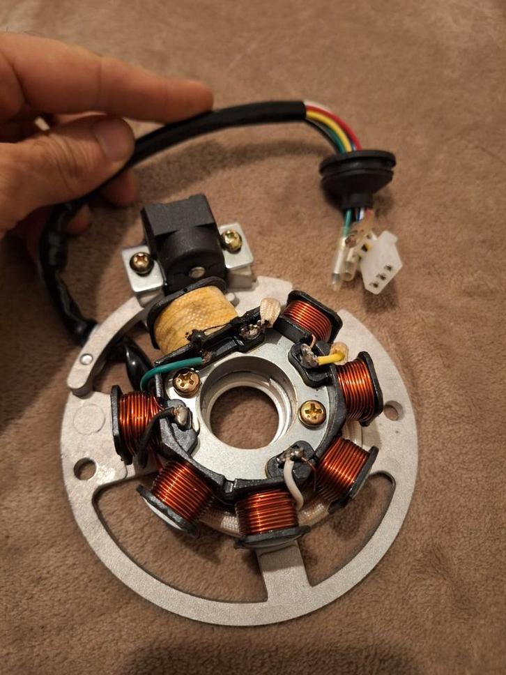 Ontsteking 50cc scooter 2takt keeway nog nieuwe, Fietsen en Brommers, Brommeronderdelen | Algemeen, Ophalen of Verzenden