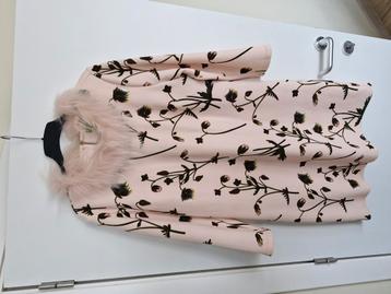 Winterkleedje K-Design  beschikbaar voor biedingen