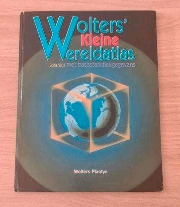 Wolters 'Kleine Wereldatlas, 2001, avec carte climatique, Livres, Enlèvement ou Envoi, Autres atlas, 2000 à nos jours, Utilisé