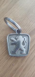 Sleutelhanger Peugeot metaal, Verzamelen, Ophalen, Gebruikt