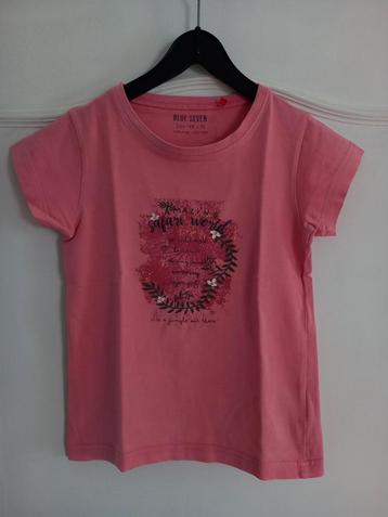 mooie t-shirt nieuwe staat beschikbaar voor biedingen
