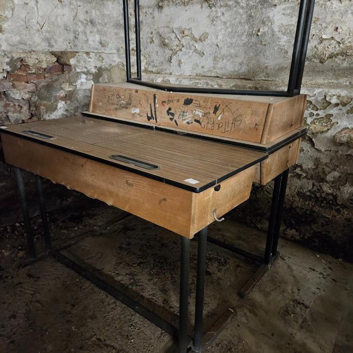 Oude schoolbanken, Huis en Inrichting, Overige Huis en Inrichting, Gebruikt, Ophalen