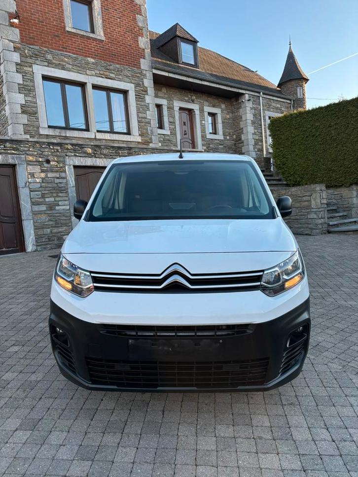 Citroen berlingo 2021 1.5hdi, Autos, Camionnettes & Utilitaires, Particulier, Apple Carplay, Bluetooth, Ordinateur de bord, Verrouillage central