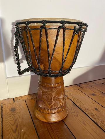 Djembe beschikbaar voor biedingen