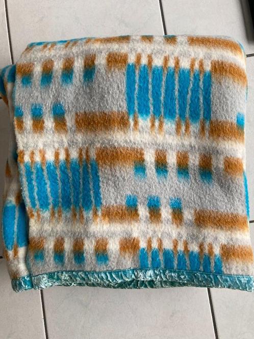 Retro wollen deken Manta product Rivièra, Huis en Inrichting, Slaapkamer | Beddengoed, Gebruikt, Deken of Dekbed, Tweepersoons