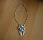 Etnische zilverkleurige ketting met cirkels spiralen druppel, Handtassen en Accessoires, Kettingen, Ophalen of Verzenden