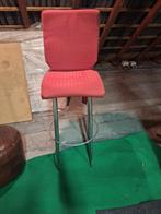 Hoge metalen stoel., Ophalen, Zo goed als nieuw, Metaal