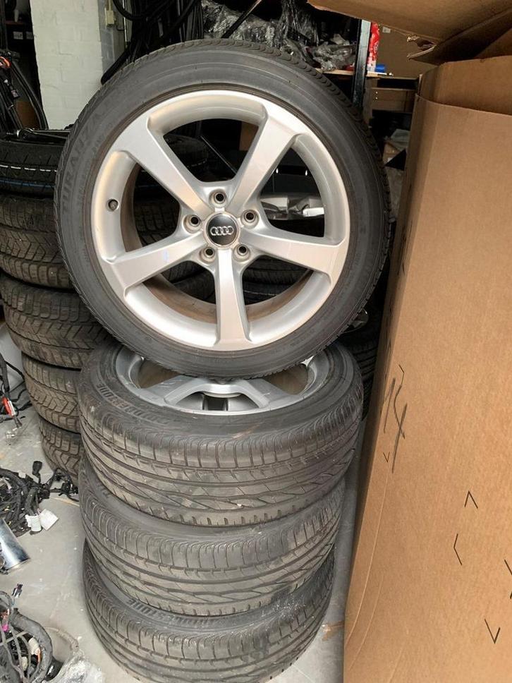 Audi A3 S3 Velgen 225/45/17 17 inch zowat nieuw, Auto-onderdelen, Banden en Velgen, Band(en), Gebruikt, Ophalen of Verzenden