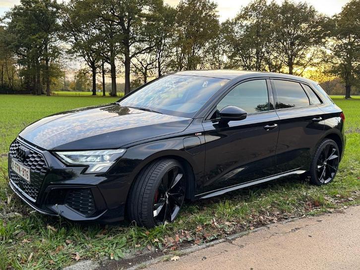 Audi A3 40 TFSIe Sportback PHEV S-line black pack 12/2022, Auto's, Audi, Bedrijf, A3, Boordcomputer, Cruise Control, Elektrische buitenspiegels