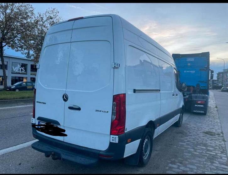 Bestelwagen TE HUUR, Zakelijke goederen, Exploitaties en Overnames