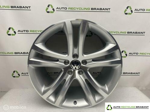 NIEUWE ORIGINELE Volkswagen Tiguan R Line Velg 5N0071499, Autos : Pièces & Accessoires, Pneus & Jantes, Jante(s), 19 pouces, Utilisé