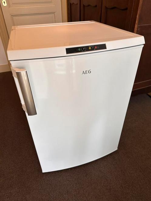 AEG diepvries 90L – A++ in Topstaat!! Zeer netjes!, Elektronische apparatuur, Vriezers en Diepvrieskisten, Zo goed als nieuw, Vrieskast