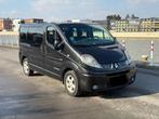 Renault trafic 2.0 diesel  8 pl. Euro 5, Euro 5, Zwart, Particulier, Parkeersensor