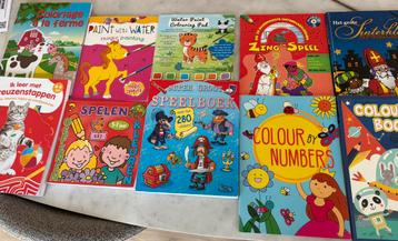 11 boeken voor kleuters: kleuren, tekenen, paint, speelboek beschikbaar voor biedingen