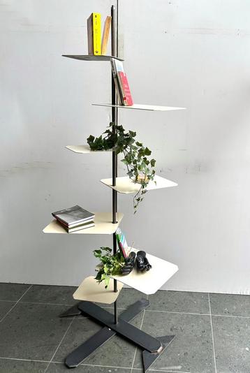 Book- & Plant Shelves 1961, Ophalen, Zo goed als nieuw