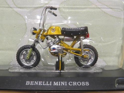 Benelli Mini Cross brommer 1:18 (M009), Hobby en Vrije tijd, Modelauto's | 1:18, Nieuw, Overige typen, Overige merken, Ophalen of Verzenden