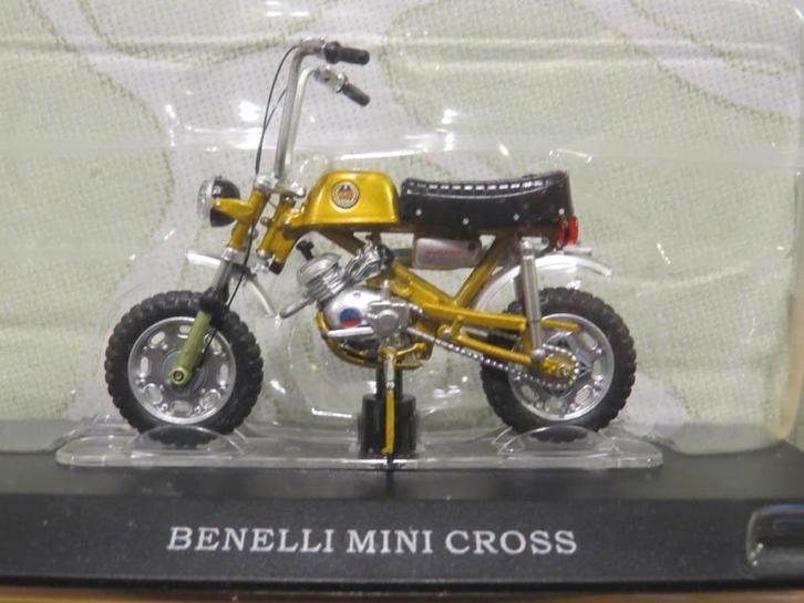 Benelli Mini Cross brommer 1:18 (M009), Hobby en Vrije tijd, Modelauto's | 1:18, Nieuw, Overige typen, Overige merken, Ophalen of Verzenden