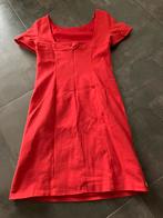 Frambooskleurige jurk Van Hassels mt 36, Kleding | Dames, Gelegenheidskleding, Ophalen, Zo goed als nieuw, Maat 36 (S)