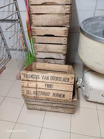 Oude houten fruitkist, Ophalen