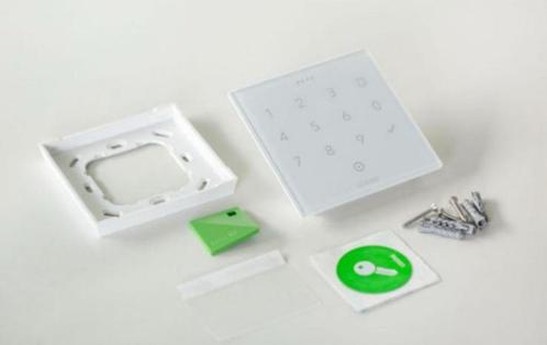 Loxone NFC Code Touch Air, Doe-het-zelf en Bouw, Alarmsystemen, Zo goed als nieuw, Ophalen of Verzenden