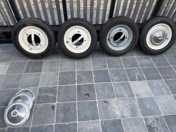 Fiat 500 oldtimer velgen 4 X 190 beschikbaar voor biedingen