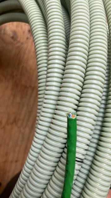 U/utp data in preflex 16 mm beschikbaar voor biedingen
