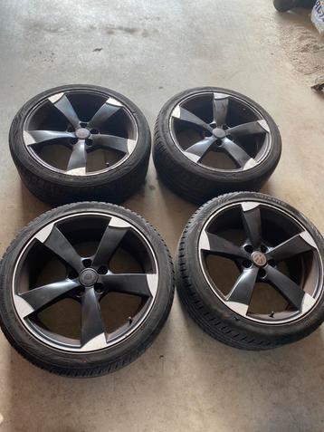 18’ Rotors velgen met banden 5x100 beschikbaar voor biedingen