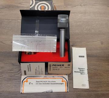 Peiker TM40 Microfoon 70's compleet in zeer propere staat. beschikbaar voor biedingen