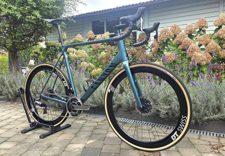 Canyon Ultimate CF SLX 9 Sram Red AXS + Carbon Wheels, Sport en Fitness, Wielrennen, Zo goed als nieuw, Ophalen