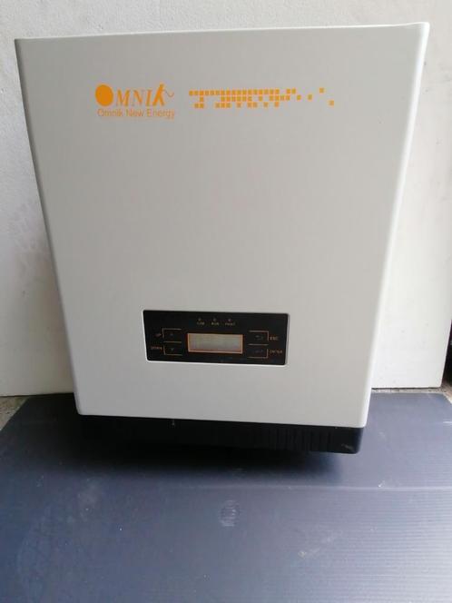 Omvormer Omnik, Doe-het-zelf en Bouw, Zonnepanelen en Toebehoren, Gebruikt, Ophalen