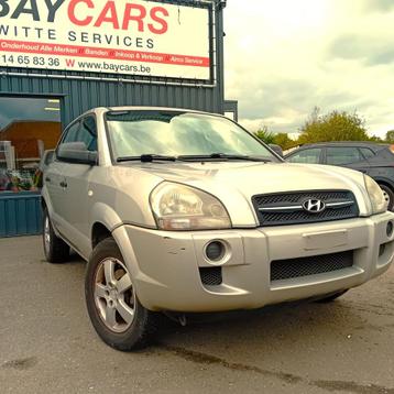 HYUNDAI TUCSON 2.0 diesel € 2.750