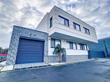 Maison à vendre à Mouscron, 4 chambres, 4 pièces, 398 m², 170 kWh/m²/an, Maison individuelle