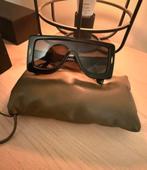 Loevve zonnebril, Ophalen, Zo goed als nieuw, Zwart, Zonnebril
