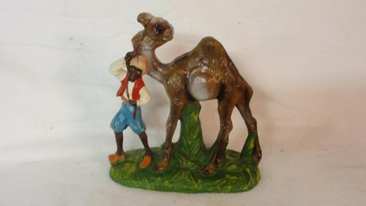 Groot oud kerstbeeldje papier maché kamelen drijver + kameel, Diversen, Kerst, Gebruikt, Ophalen of Verzenden