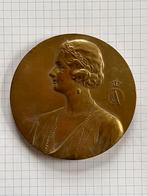 Médaille Astrid reine des belges.