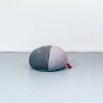 1 Vitra Hella Jongerius poef Bovist 38 x 54 cm, Niet ingevuld, Enlèvement ou Envoi, Comme neuf, 75 à 100 cm