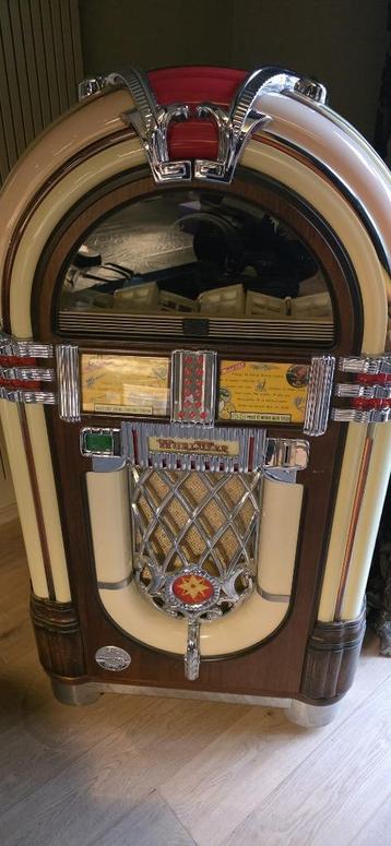 gezocht: Wurlitzer 1500 jukebox technieker beschikbaar voor biedingen