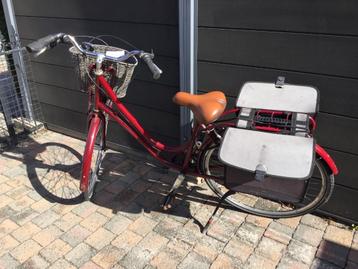 Damesfiets beschikbaar voor biedingen