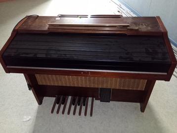 yamaha electone BK-20B met extra speaker beschikbaar voor biedingen