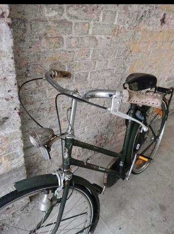 Batavus damesfiets - vintage model beschikbaar voor biedingen