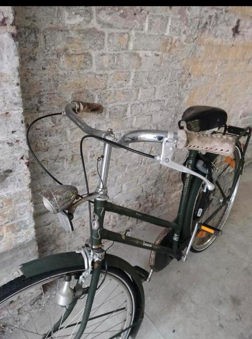 Batavus damesfiets - vintage model, Fietsen en Brommers, Fietsen | Oldtimers, Ophalen