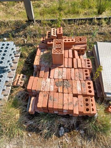 Gratis bakstenen en snelbouw, Doe-het-zelf en Bouw, Metselstenen, Ophalen, Zo goed als nieuw, Bakstenen