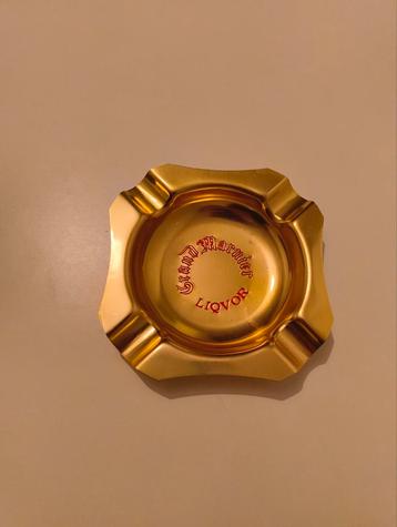 Assenbak Grand Marnier, Verzamelen, Ophalen
